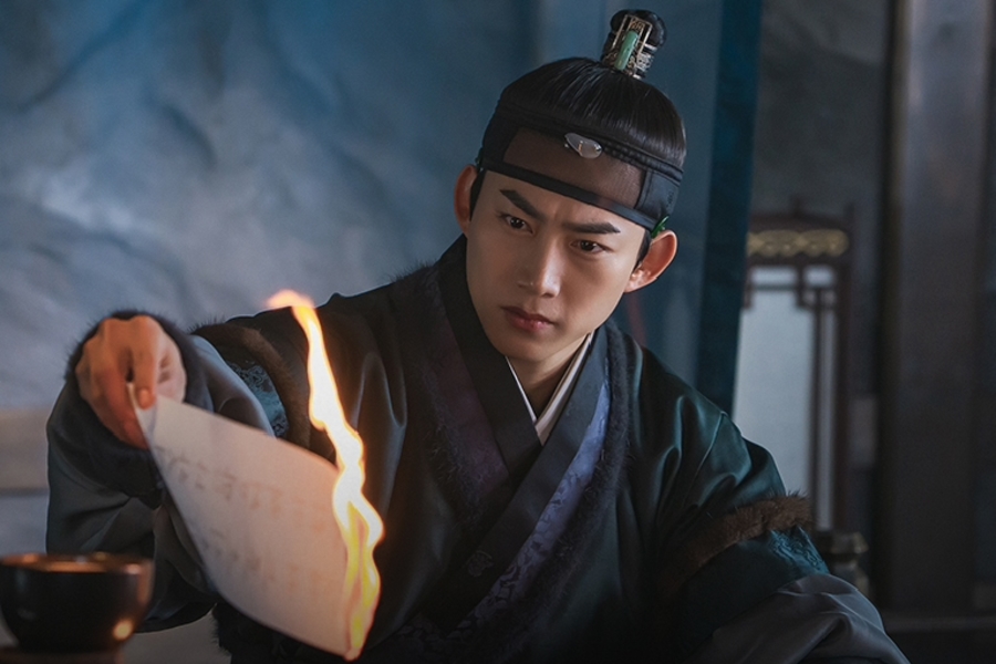 As 14:00 de Taecyeon procuram desesperadamente Seohyun em “A Primeira Noite com o Duque”