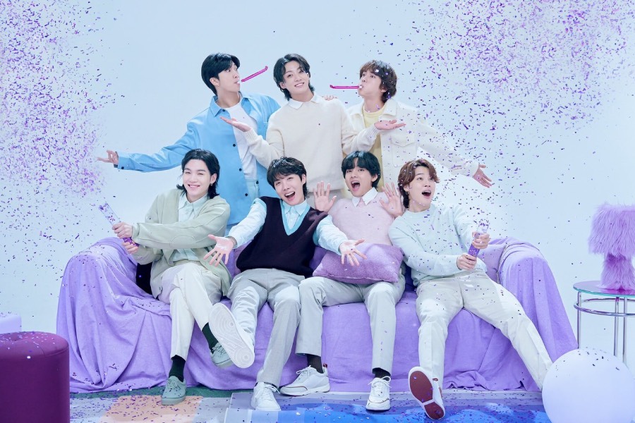 BTS quebra recorde pessoal com mais de 4 milhões de pré-encomendas de ações para o próximo álbum “ARIRANG” BTS quebra recorde pessoal com mais de 4 milhões de pré-encomendas de ações para o próximo álbum “ARIRANG”