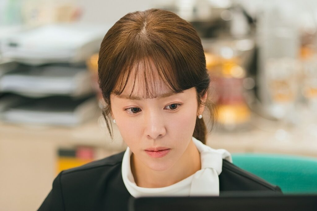 Han Ji Min é um profissional no trabalho, mas um novato no amor no novo drama “O guia prático para amar” Han Ji Min é um profissional no trabalho, mas um novato no amor no novo drama “O guia prático para amar”