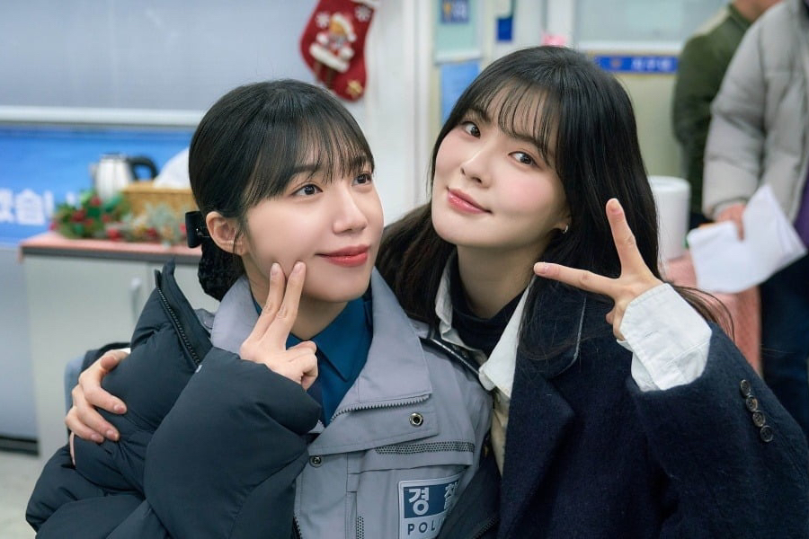 Jeong Eun Ji entra em uniforme para o papel de participação especial no novo drama de Lee Sun Bin “To the Moon”