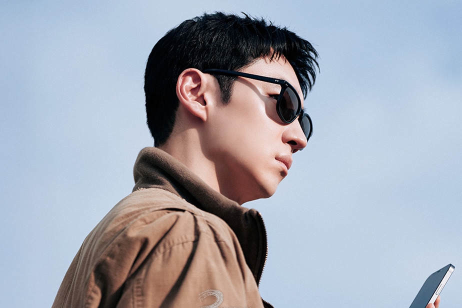 Lee Je Hoon caça um vilão sem rosto que se esconde atrás do anonimato da Internet em “Taxi Driver 3”