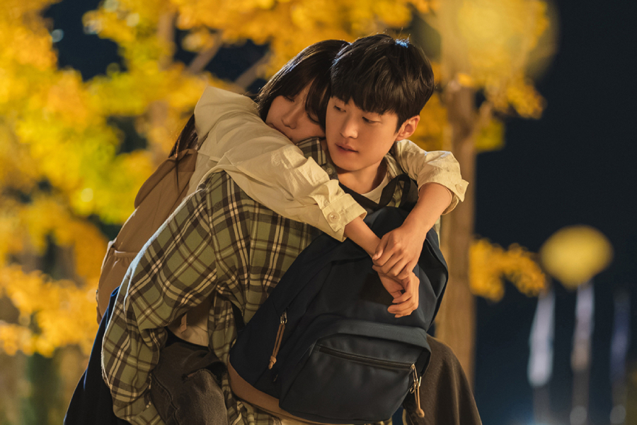 “Segundo tiro no amor” relembra Sooyoung e Gong Myoung’s Sweet College Days “Segundo tiro no amor” relembra Sooyoung e Gong Myoung’s Sweet College Days