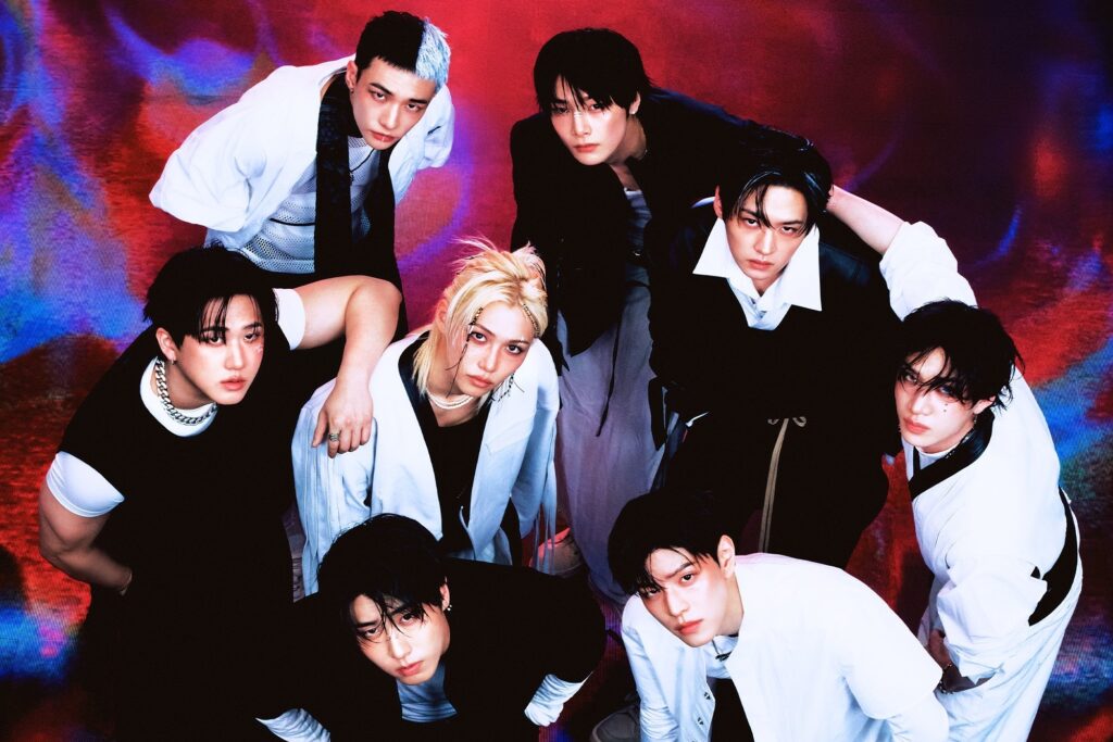 Stray Kids quebra recordes pessoais na Billboard 200 com “KARMA”