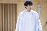 Yoo Seung Ho e Son Ho Jun Star em ‘Killing César’: uma experiência teatral-Descubra as últimas notícias do K-pop, atualizações de K-drama, perfis e mais Yoo Seung Ho e Son Ho Jun Star em ‘Killing César’: uma experiência teatral-Descubra as últimas notícias do K-pop, atualizações de K-drama, perfis e mais