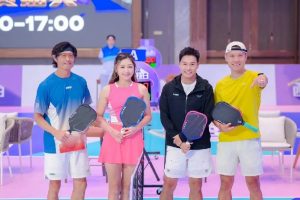 Artistas de Hong Kong jogam Pickleball – JayneStars.com