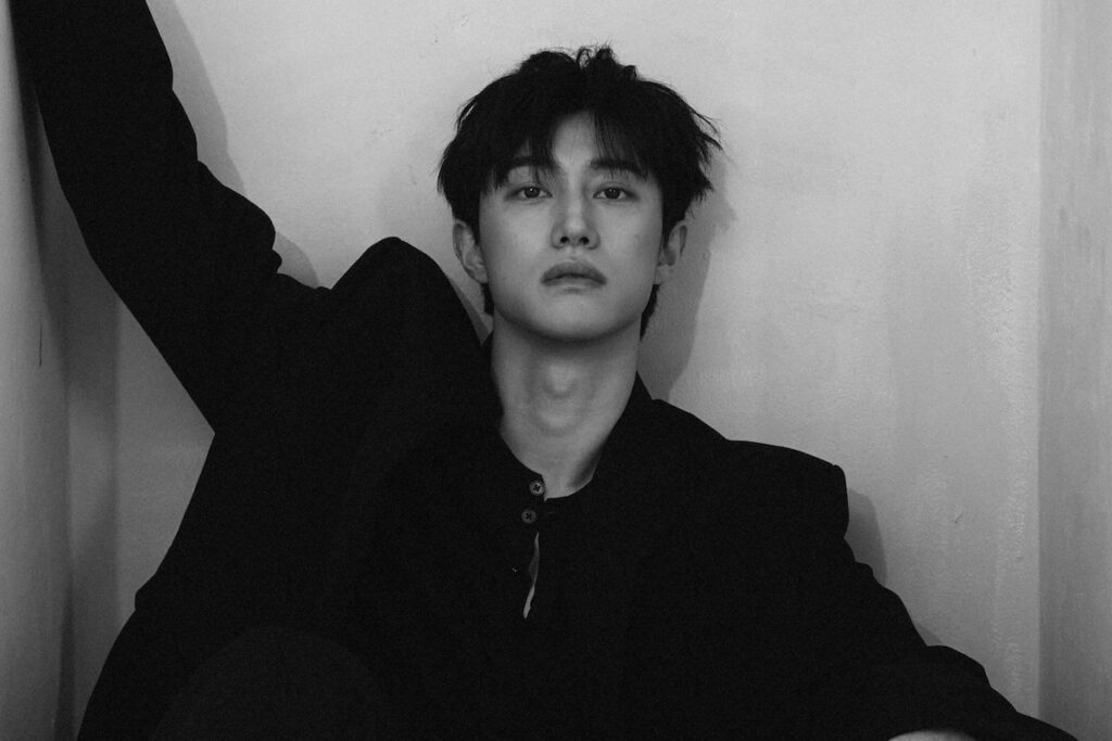 Kwak Dong Yeon assina oficialmente com THEBLACKLABEL Kwak Dong Yeon assina oficialmente com THEBLACKLABEL