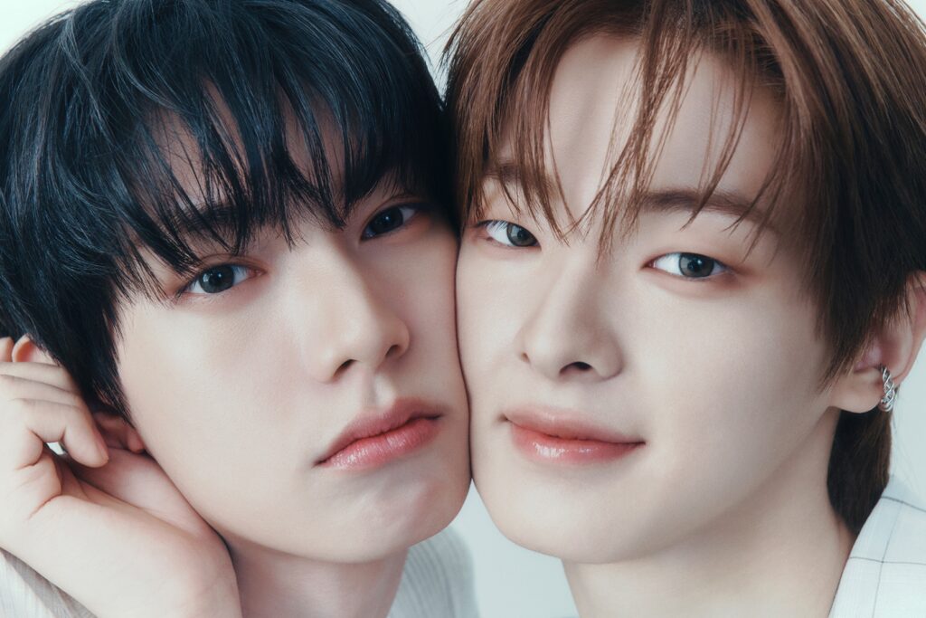 A nova dupla de Chuei Li Yu e Kang Woo Jin, FLARE U, anuncia o nome oficial do fã-clube A nova dupla de Chuei Li Yu e Kang Woo Jin, FLARE U, anuncia o nome oficial do fã-clube