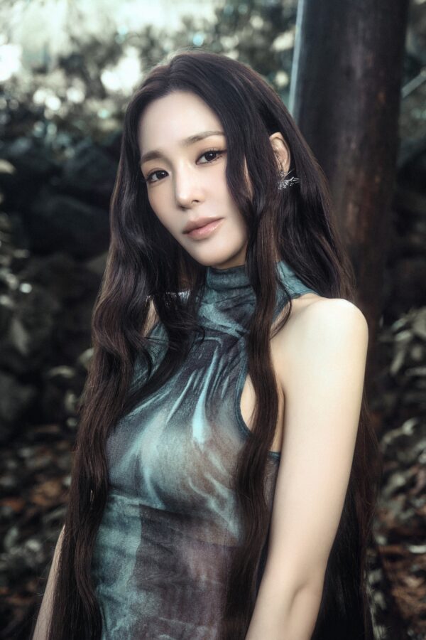 Tiffany Young lança “Summer’s Not Over” antes de seu álbum completo!
