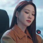 ‘Spooky in Love’ provoca Park Eun Bin como a herdeira Chaebol que pode ver fantasmas