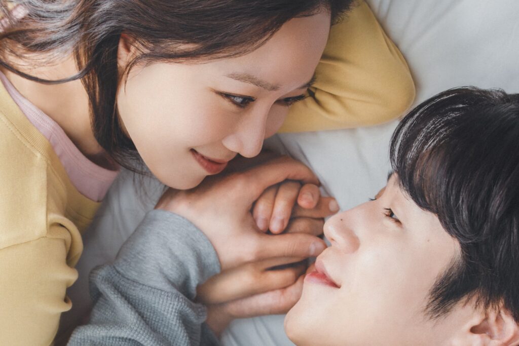 Kong Hyo Jin está escondendo um segredo com seu marido Jung Jun Won em seu rastro em “A Bona Fide Killer”