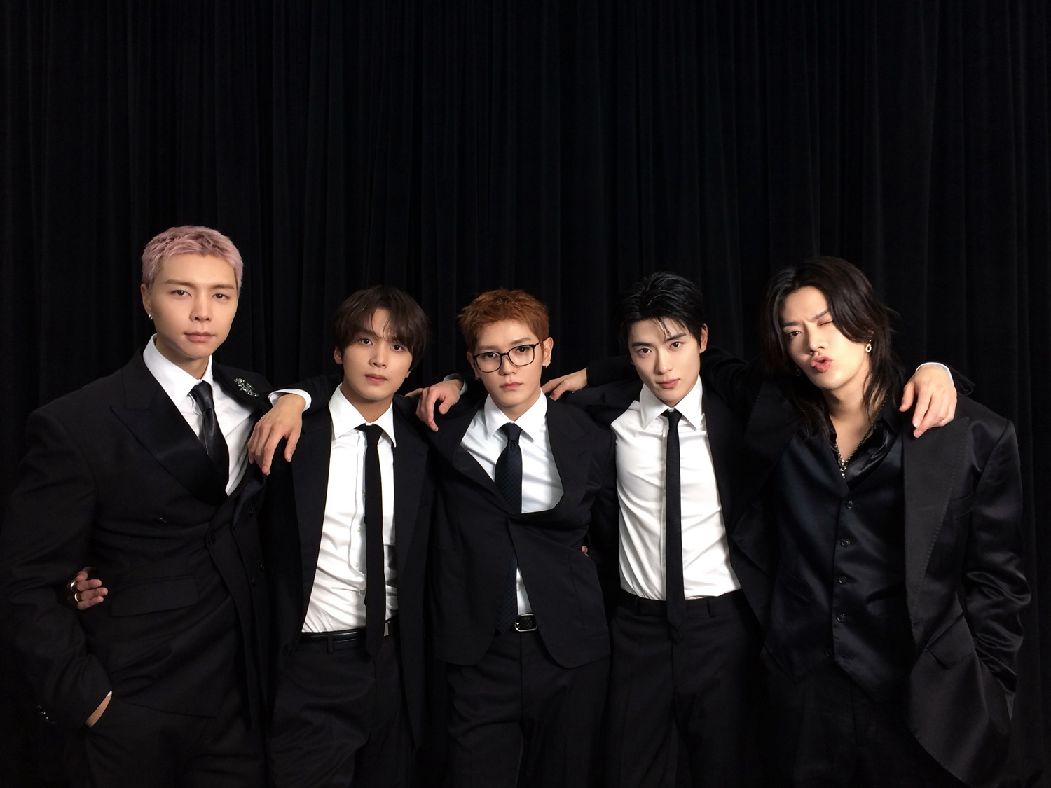 NCT 127 CELEBRA SEU 10º ANIVERSÁRIO COM UM NOVO ÁLBUM!