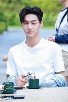 lizhuoyang_05